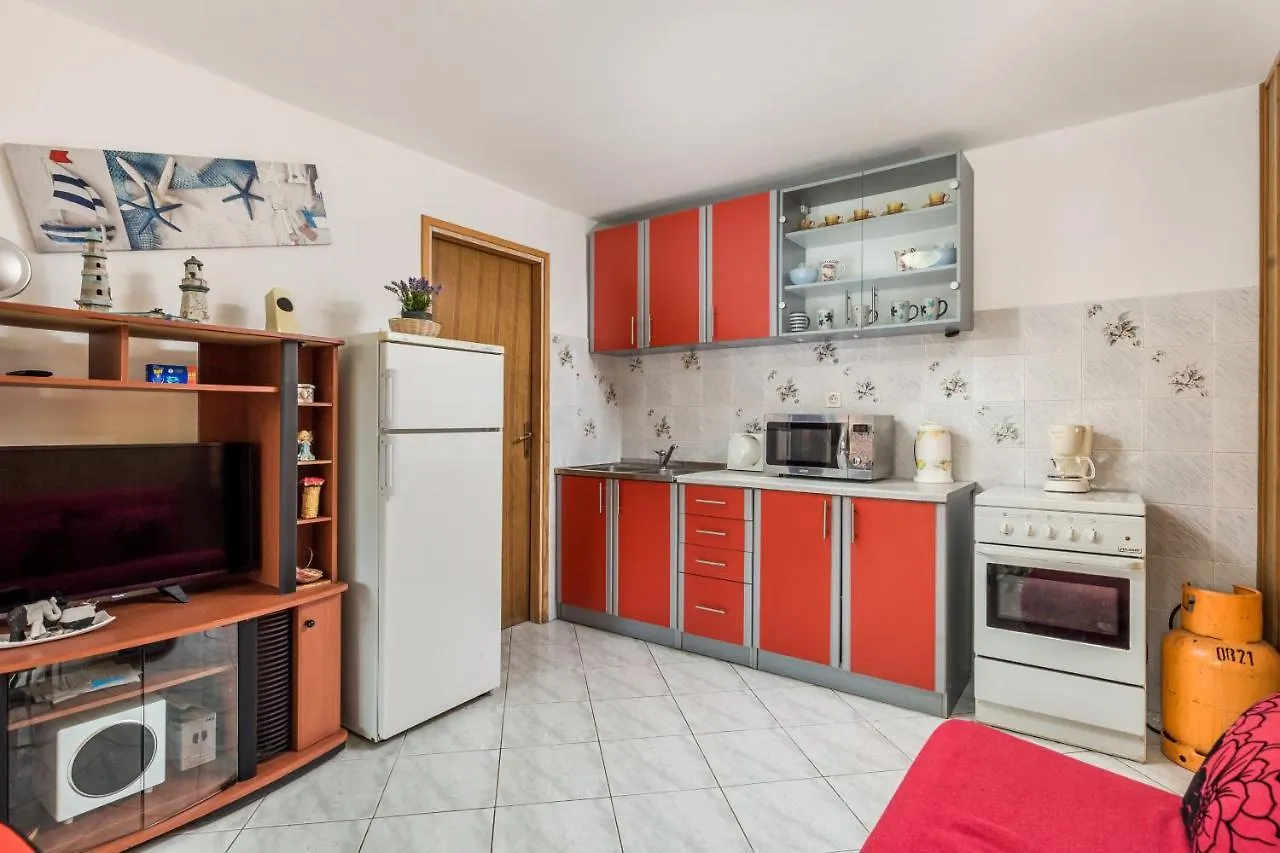 Apartment Klenovica 5575C